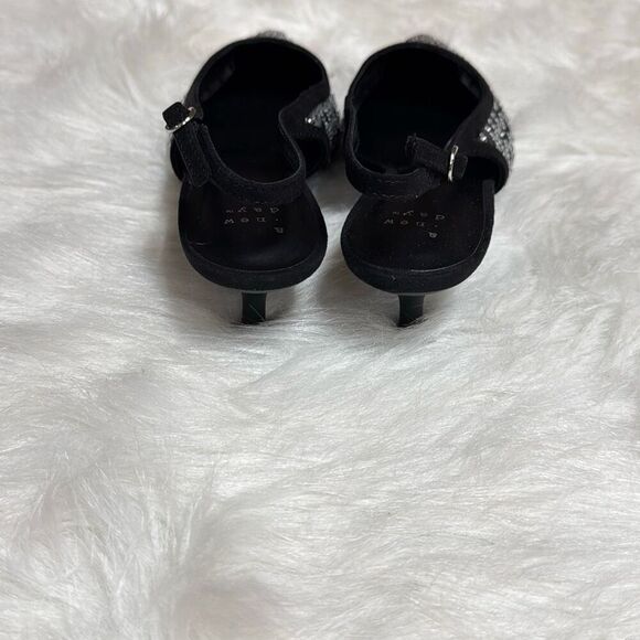 A New Day Women's Black Gigi Embellished Slingback Kitten Heels Size 7.5 NEW - Picture 4 of 8